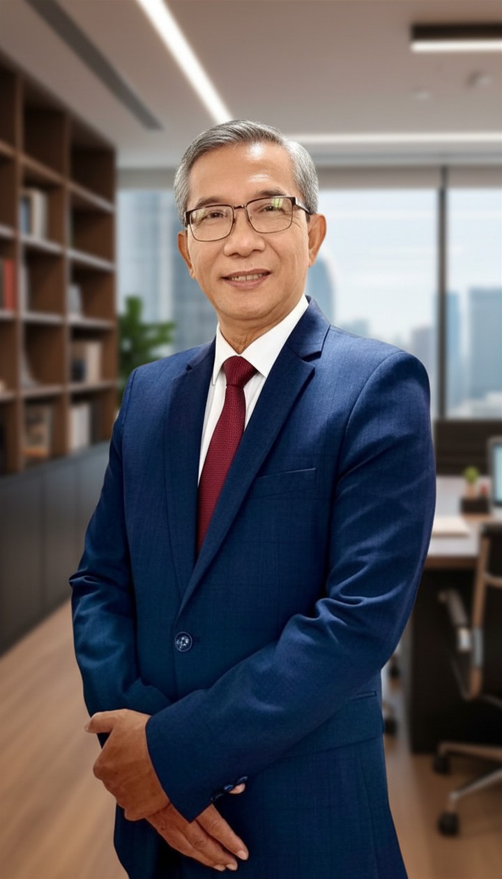 Tuan Jaafar, Treasurer